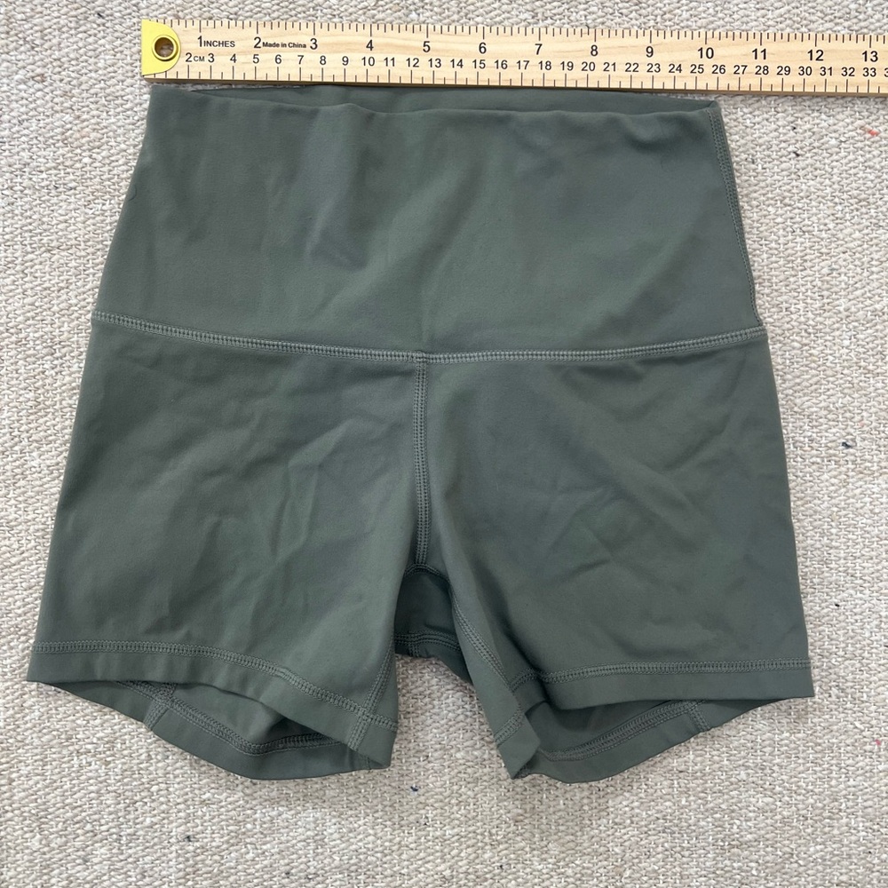 Lululemon Athletica Gray Shorts - Picture 4 of 8